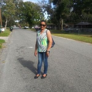 Meet your Posher, Bibi shareeda